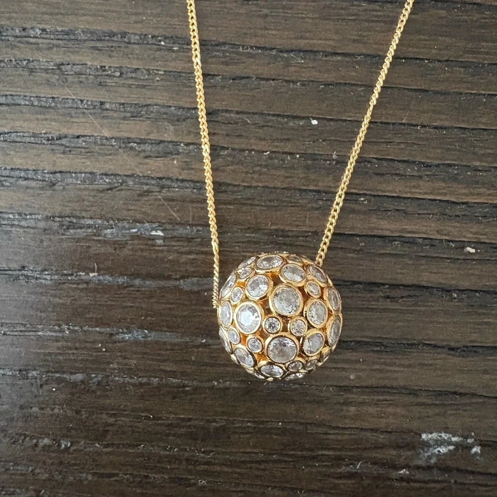 NEW Kate Spade Gold Pendant Necklace.